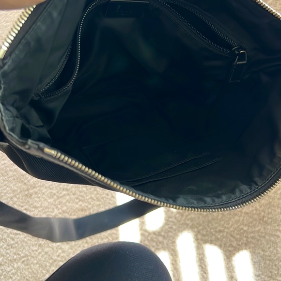 EUC GUCCI UNISEX MESSENGER LARGE BAG STYLE TECHNO WEB BLACK CANVAS - Picture 11 of 11